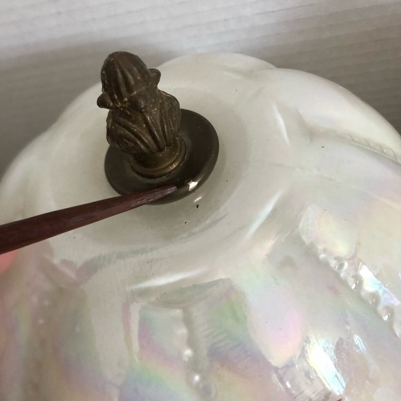 Vtg Pearlescent Globe Light Shades - Picture 13 of 16